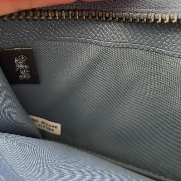 Coach Essential Continental Wallet in Chambray - Picture 9 of 12